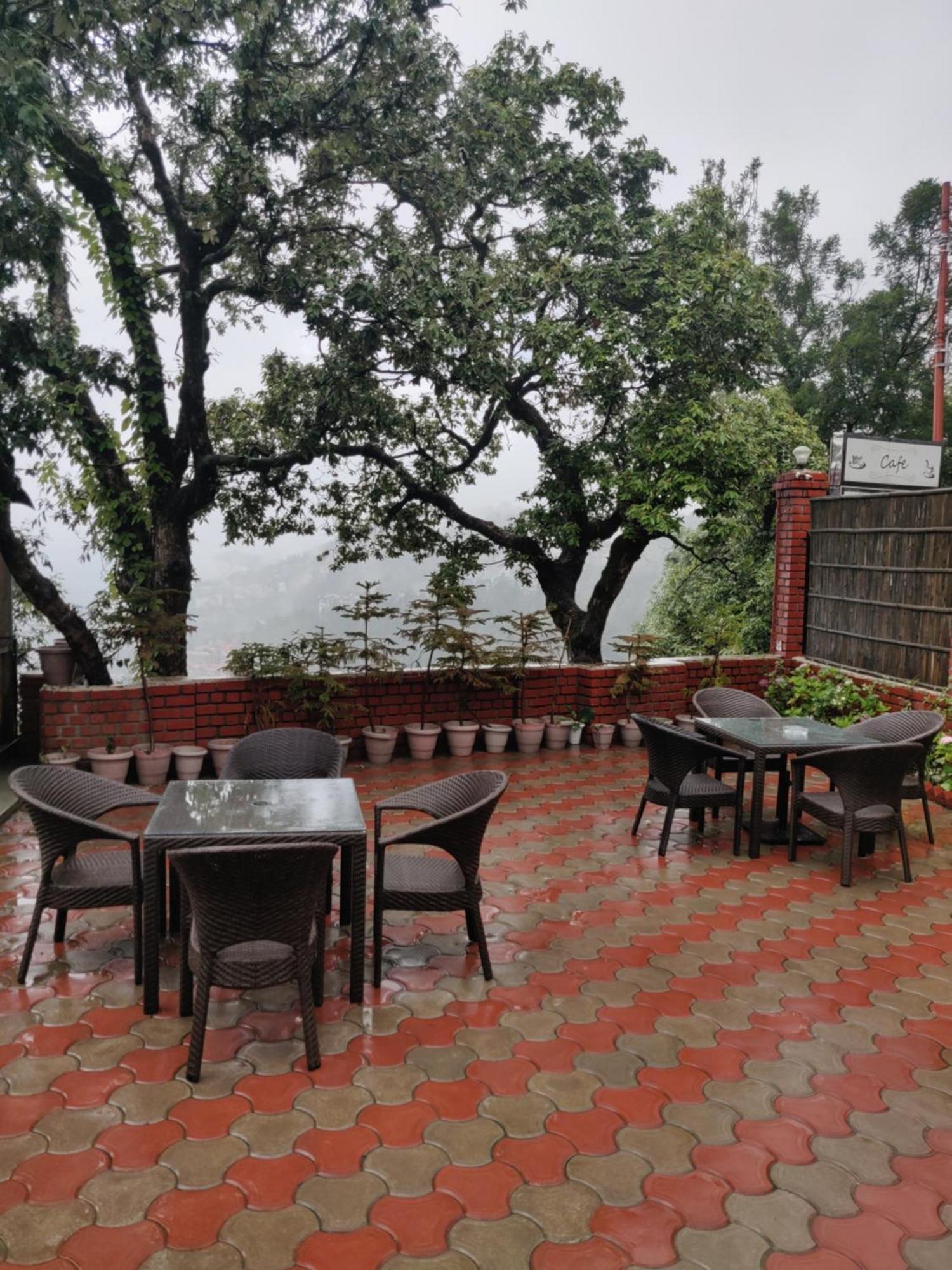 Hotel The Oaktree House Shimla Exterior foto